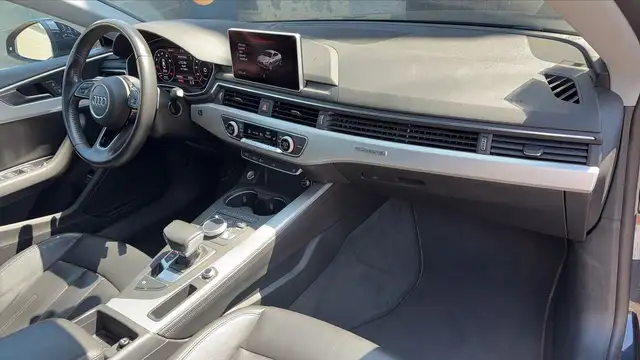 Audi A5 view 10