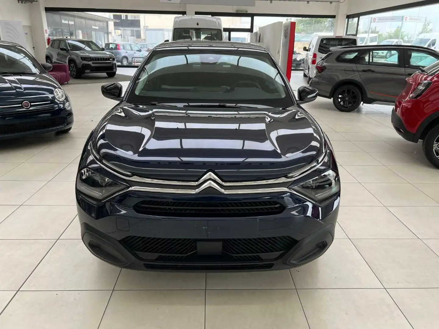 Citroen C4 PureTech 100 S&S You - RETROCAMERA Grijs - 2