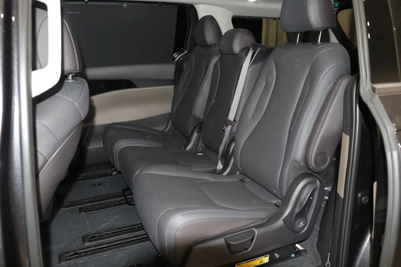 Kia Carnival fotografie Kia Carnival