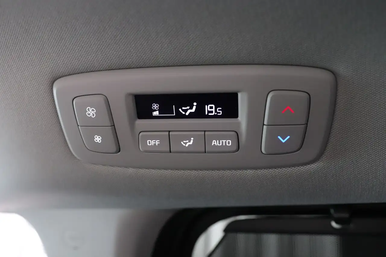 Kia Carnival fotografie Kia Carnival