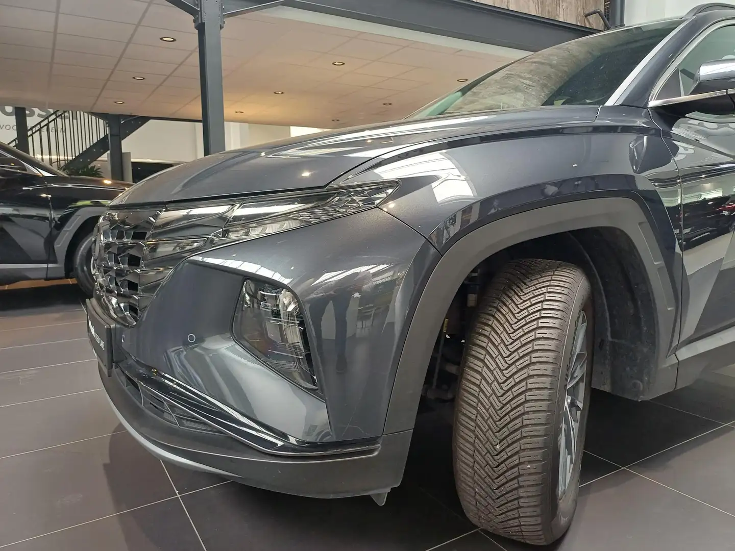 Hyundai TUCSON Feel Gris - 2