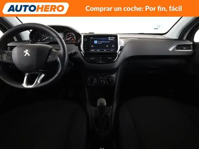 Peugeot 208 view 13