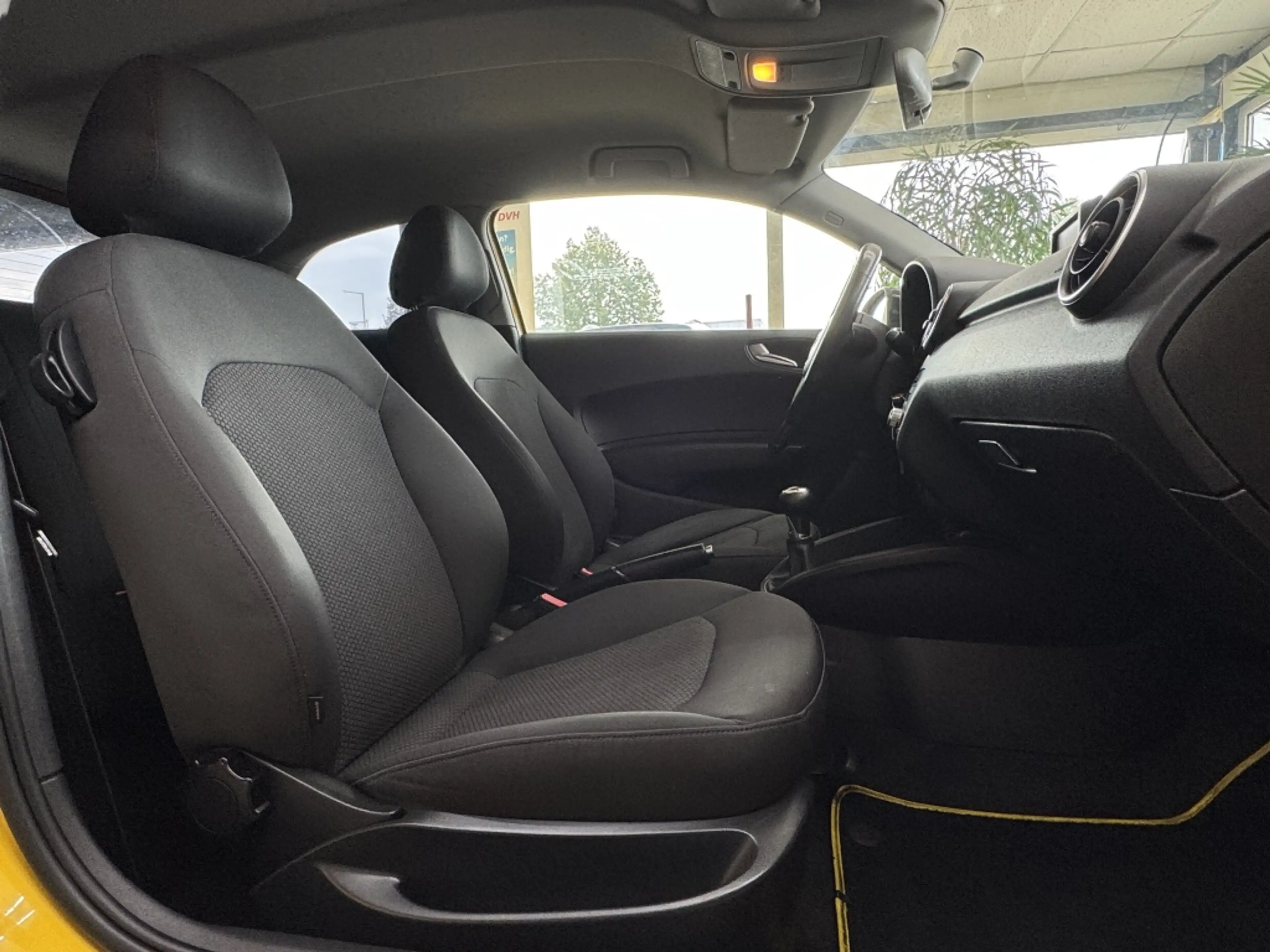 Audi A1 1.2 TFSI / UNIEK / VERLAAGD / AIRCO / — photo 15