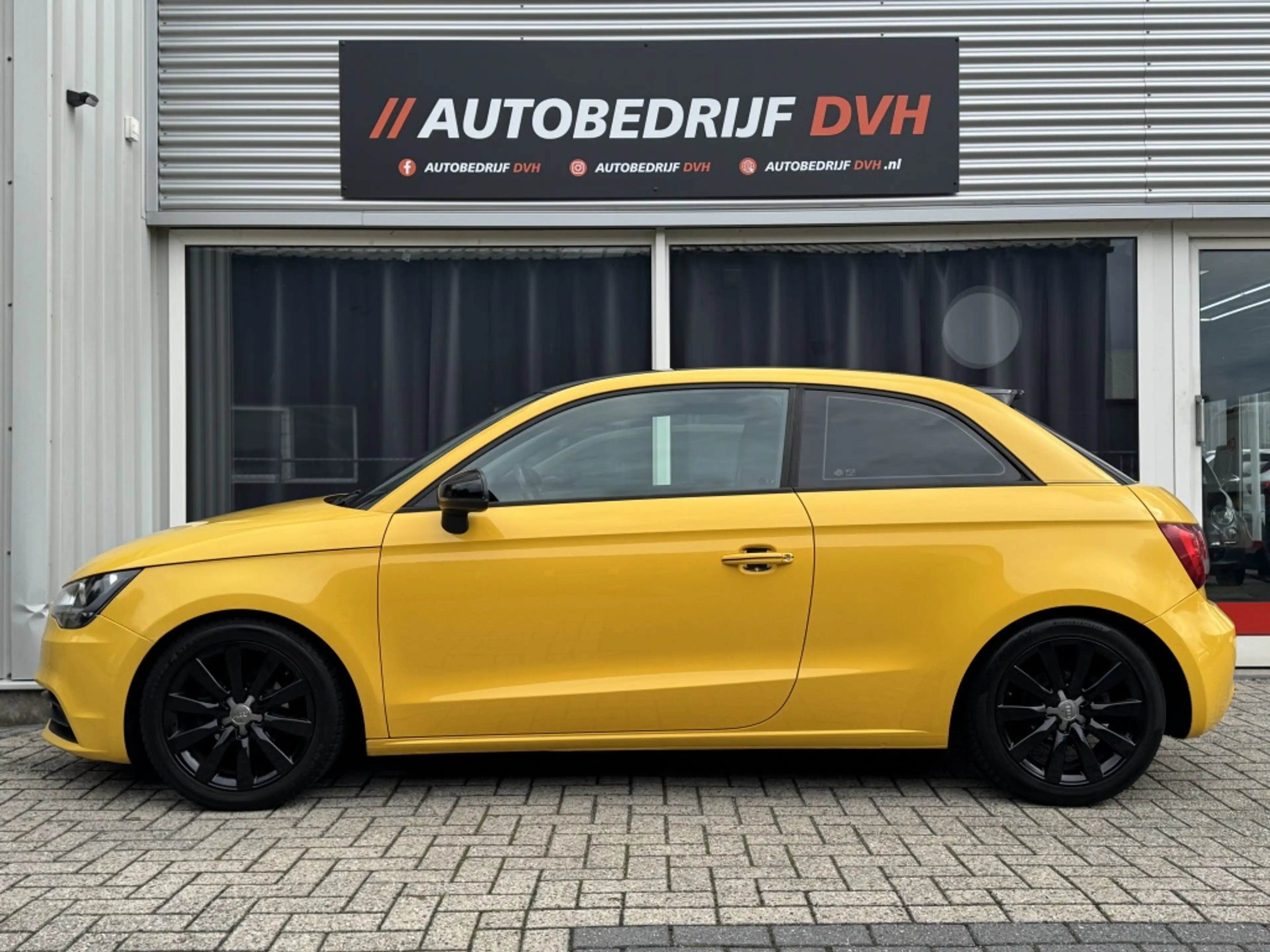 Audi A1 1.2 TFSI / UNIEK / VERLAAGD / AIRCO / — photo 2