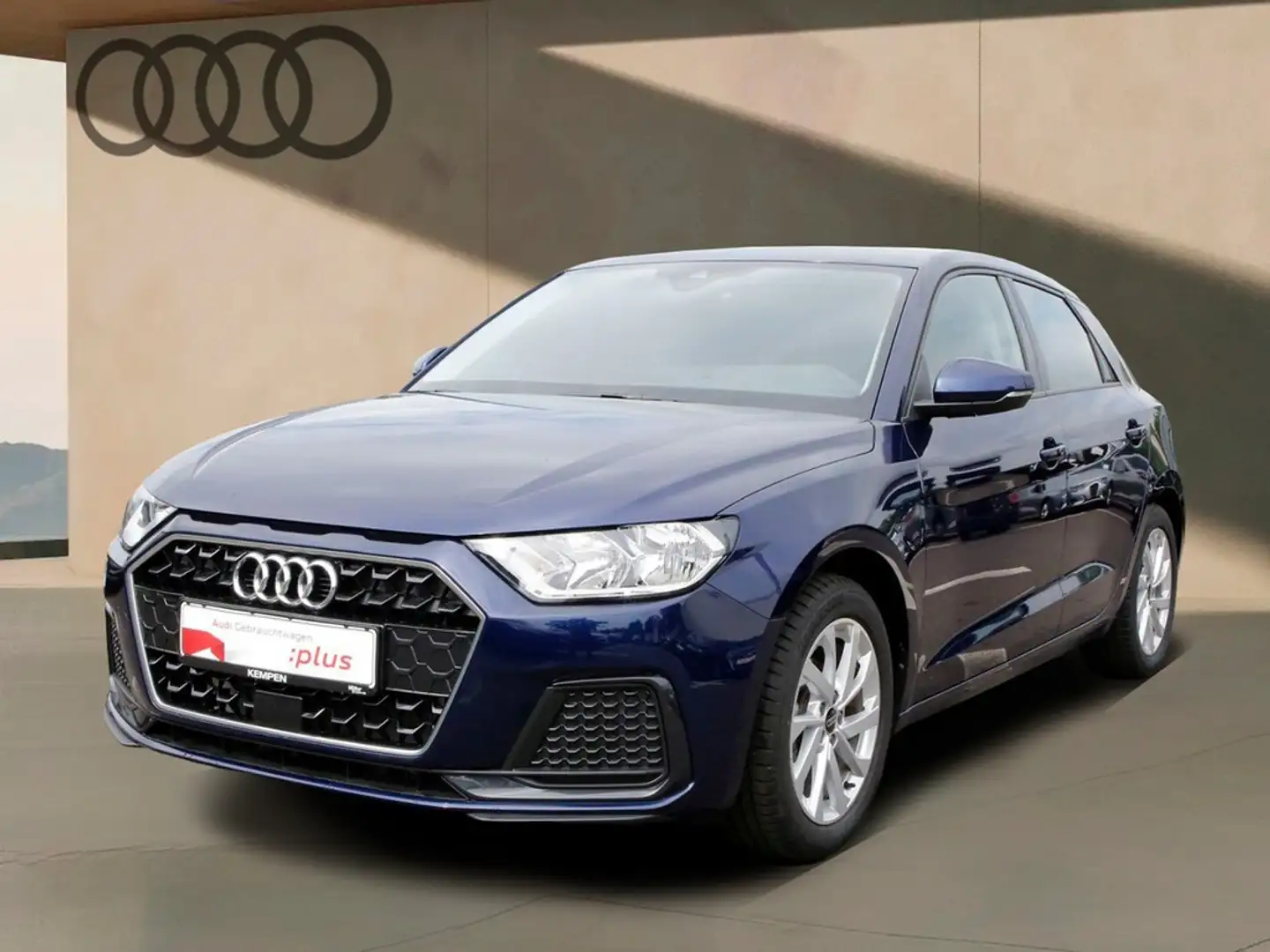 Audi A1 Sportback 25 TFSI S tronic VC PDC SHZ 3J ASG Blau - 2