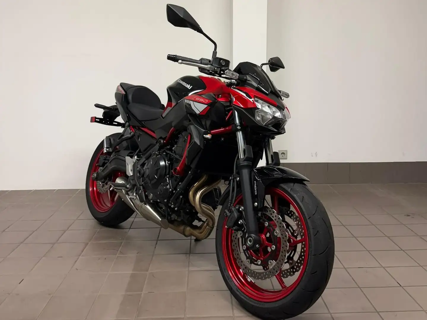 Kawasaki Z 650 Z 650 Rosso - 2
