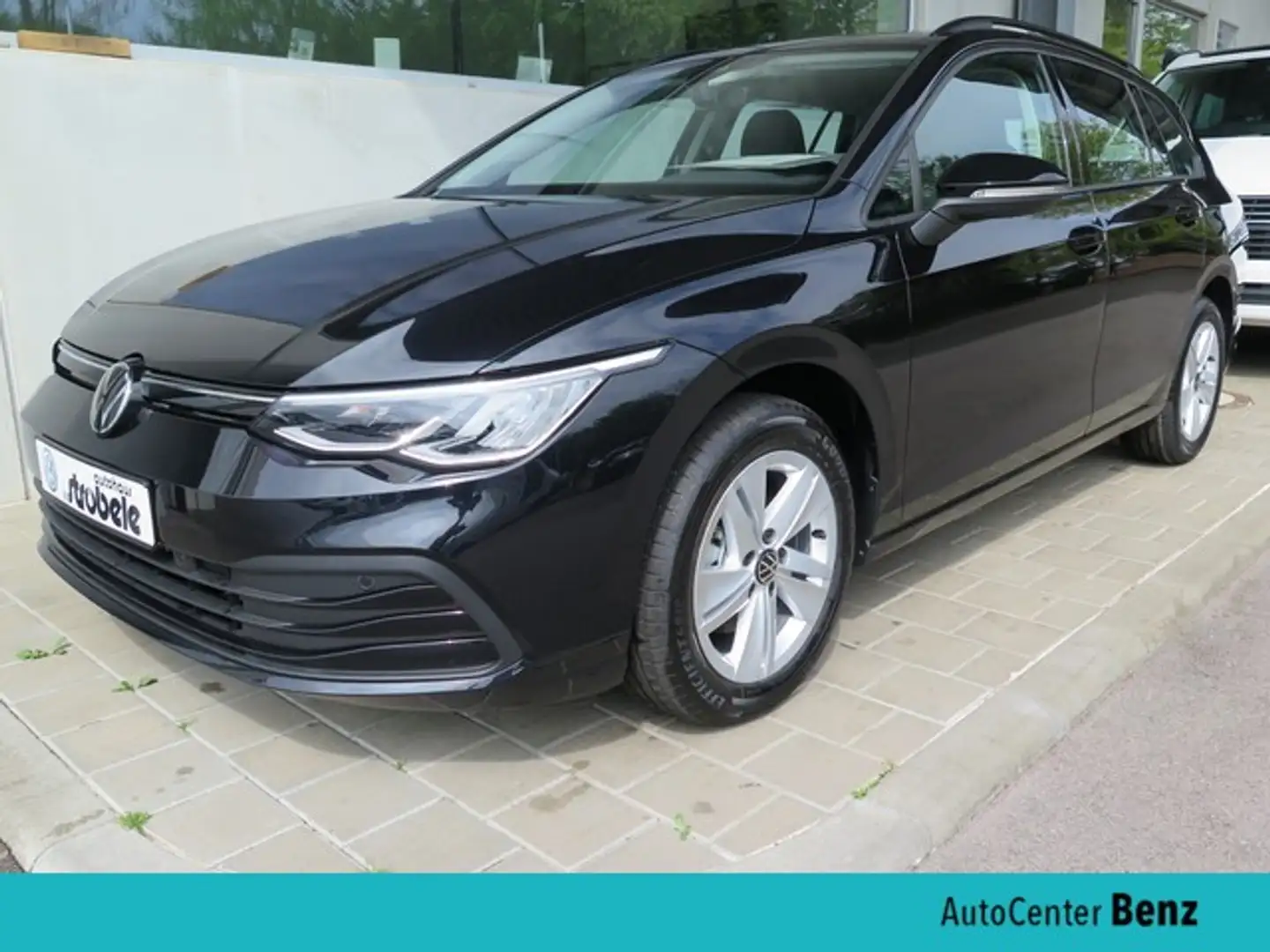 Volkswagen Golf VIII VARIANT 1.5 TSI LIFE *SHZ*PDC*APP*ACC* Klima Schwarz - 1