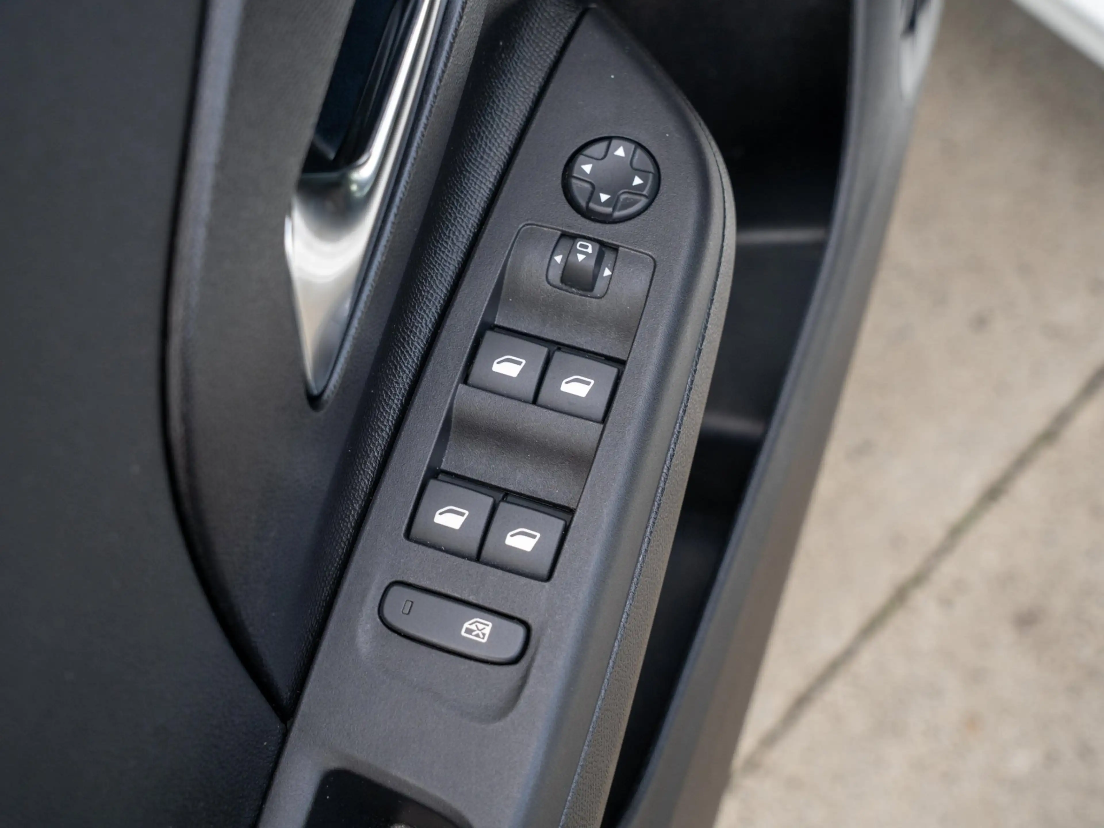 Opel Corsa-e Electric GS 50 kWh — photo 23
