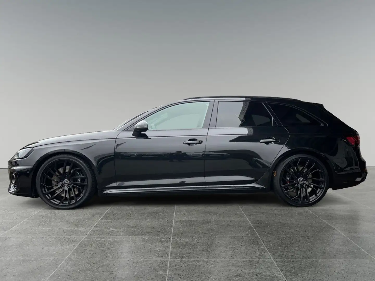 Audi RS4 Avant 2.9 TFSI q. Navi+ Matrix Memory B+O LED Schwarz - 2
