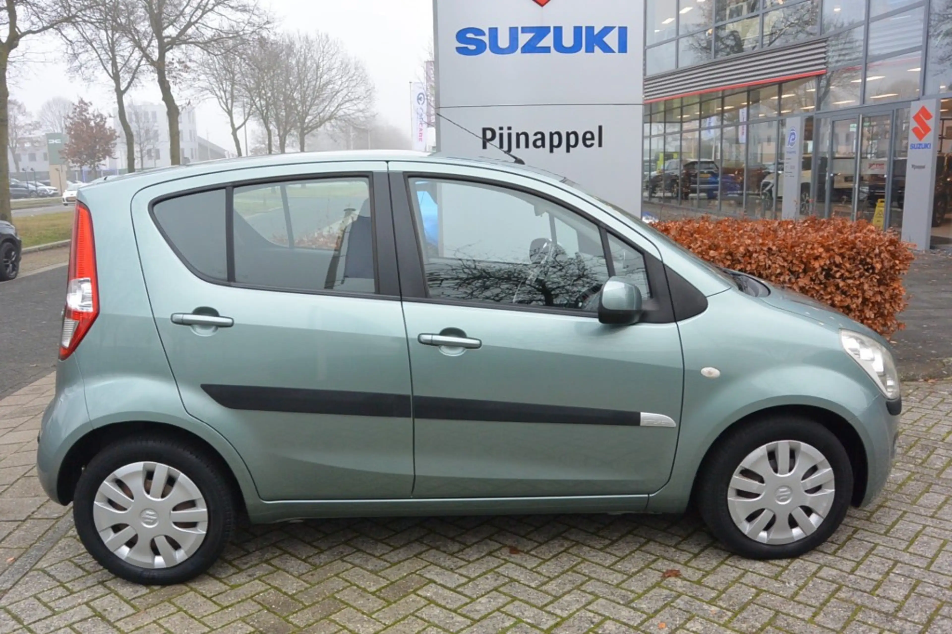 Suzuki Splash 1.0 Comfort Airco 5-deurs PDC — photo 8