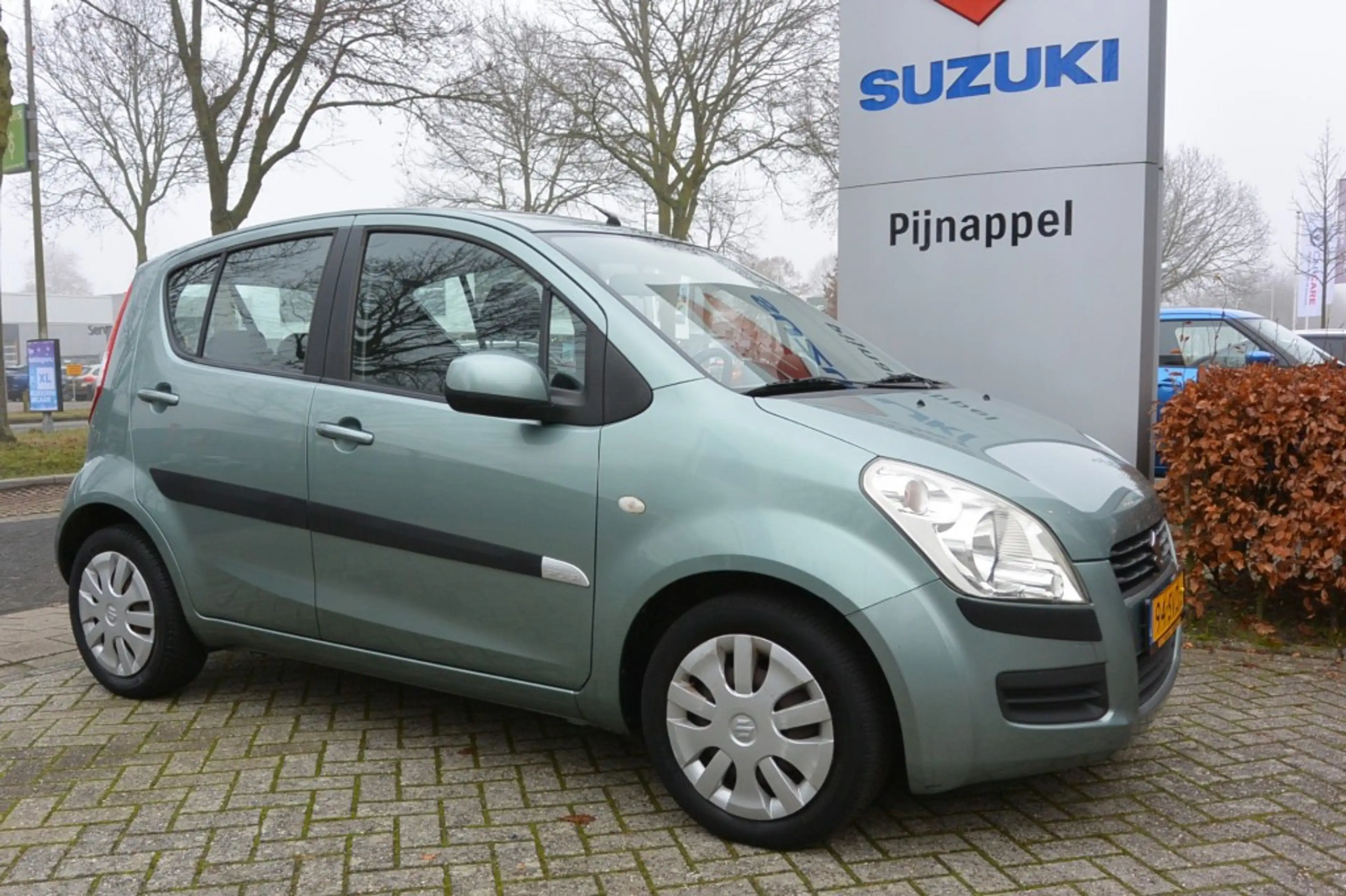 Suzuki Splash 1.0 Comfort Airco 5-deurs PDC — photo 9