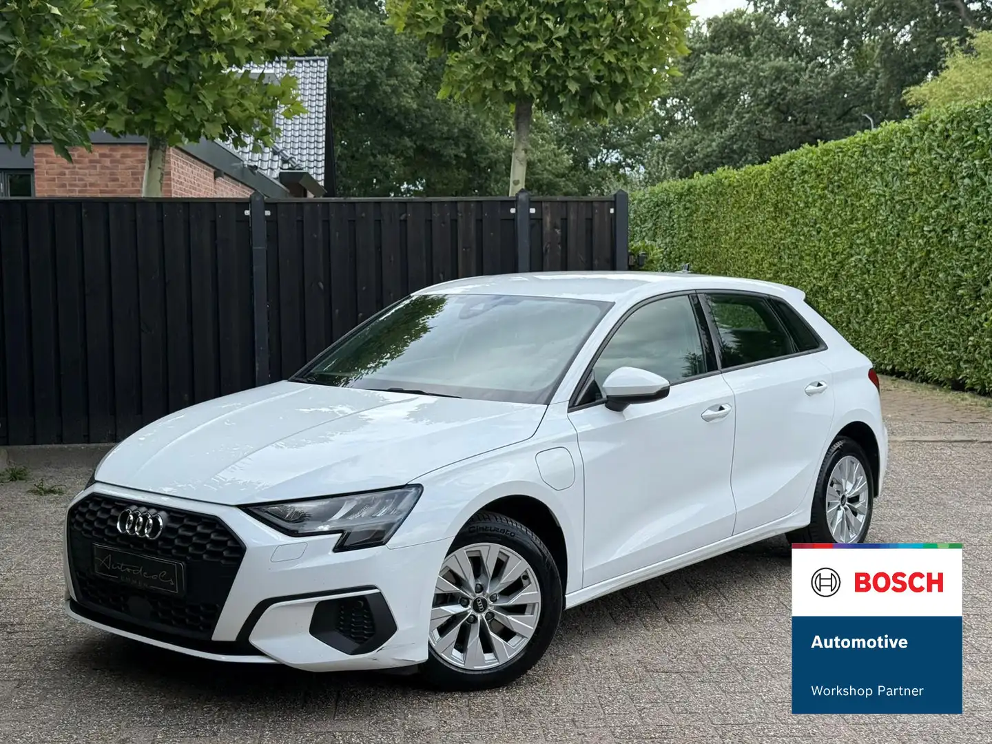 Audi A3 Sportback 40 TFSI e Business edition Blanc - 1