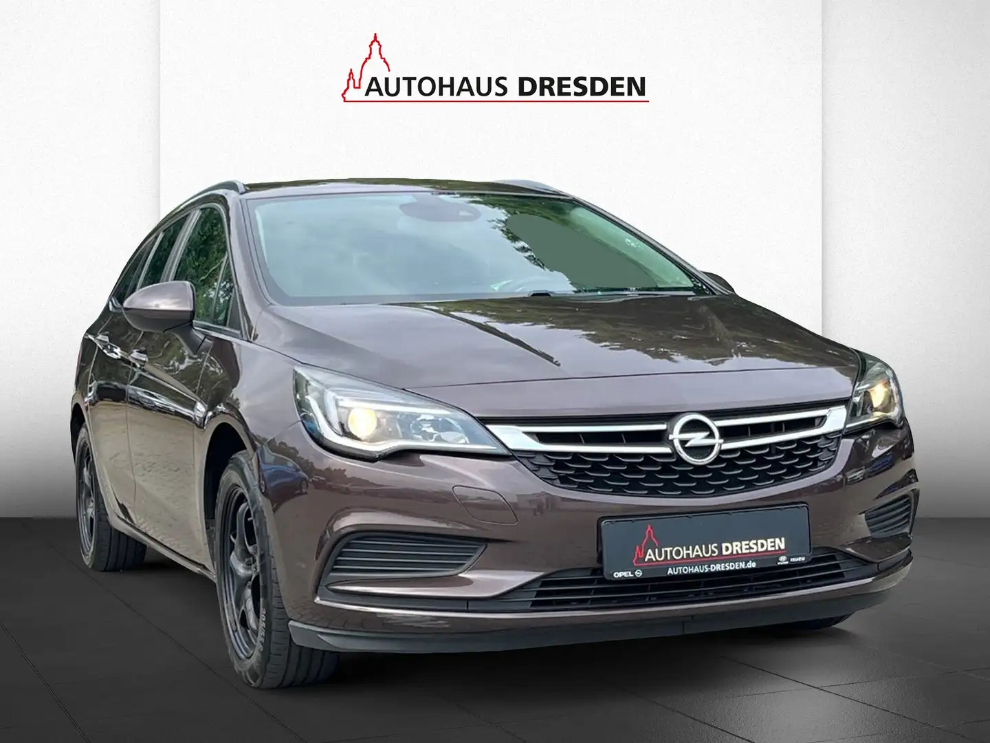 Opel Astra K Sports Tourer 1.4 Turbo WINTER-PAKET Bruin - 2