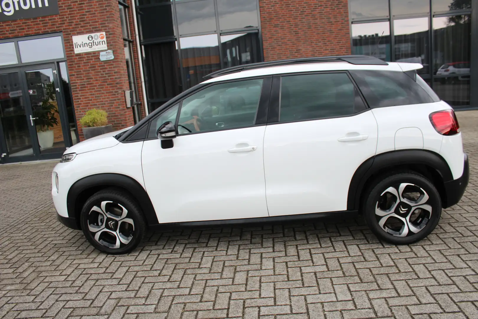 Citroen C3 Aircross 1.2 PureTech S&S Shine Automaat EAT6 Clima-Navi-Ca Wit - 1