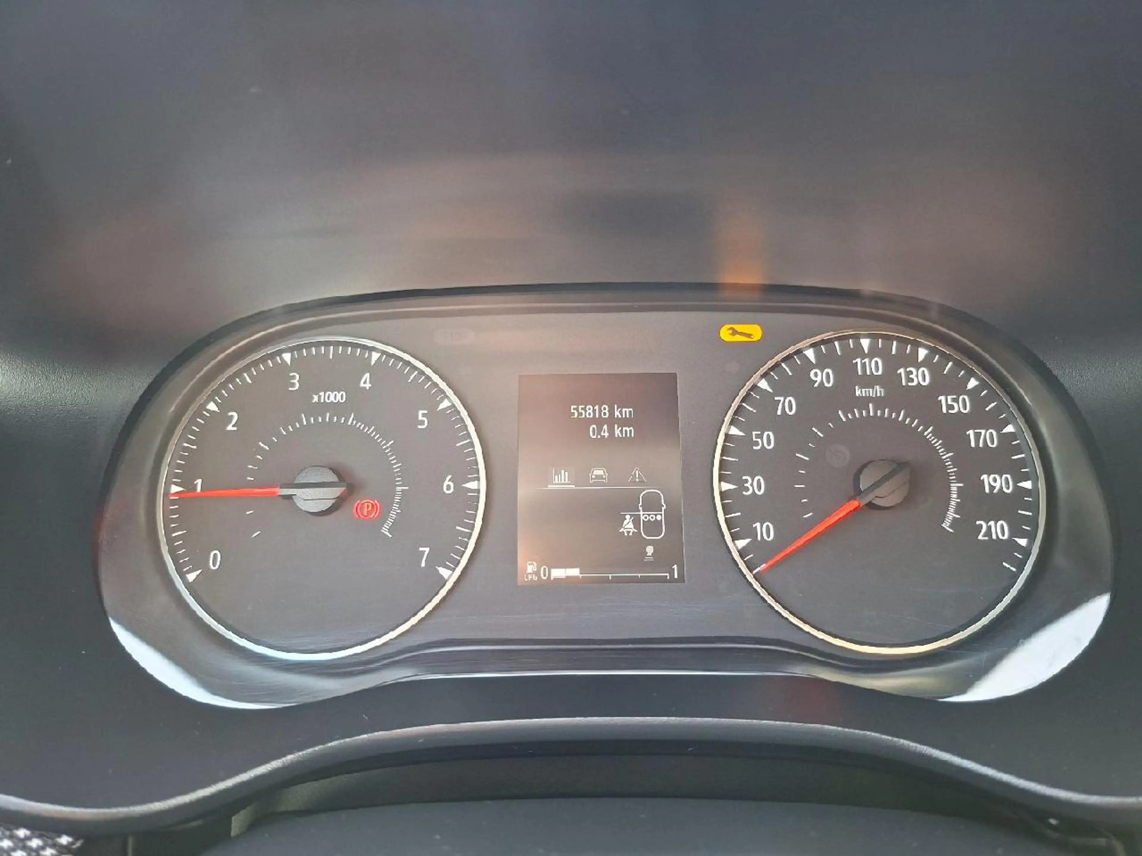 Dacia Jogger Extreme+*7-Sitzer*LED*DAB*Navi*Kamera*BlindSpot — photo 10