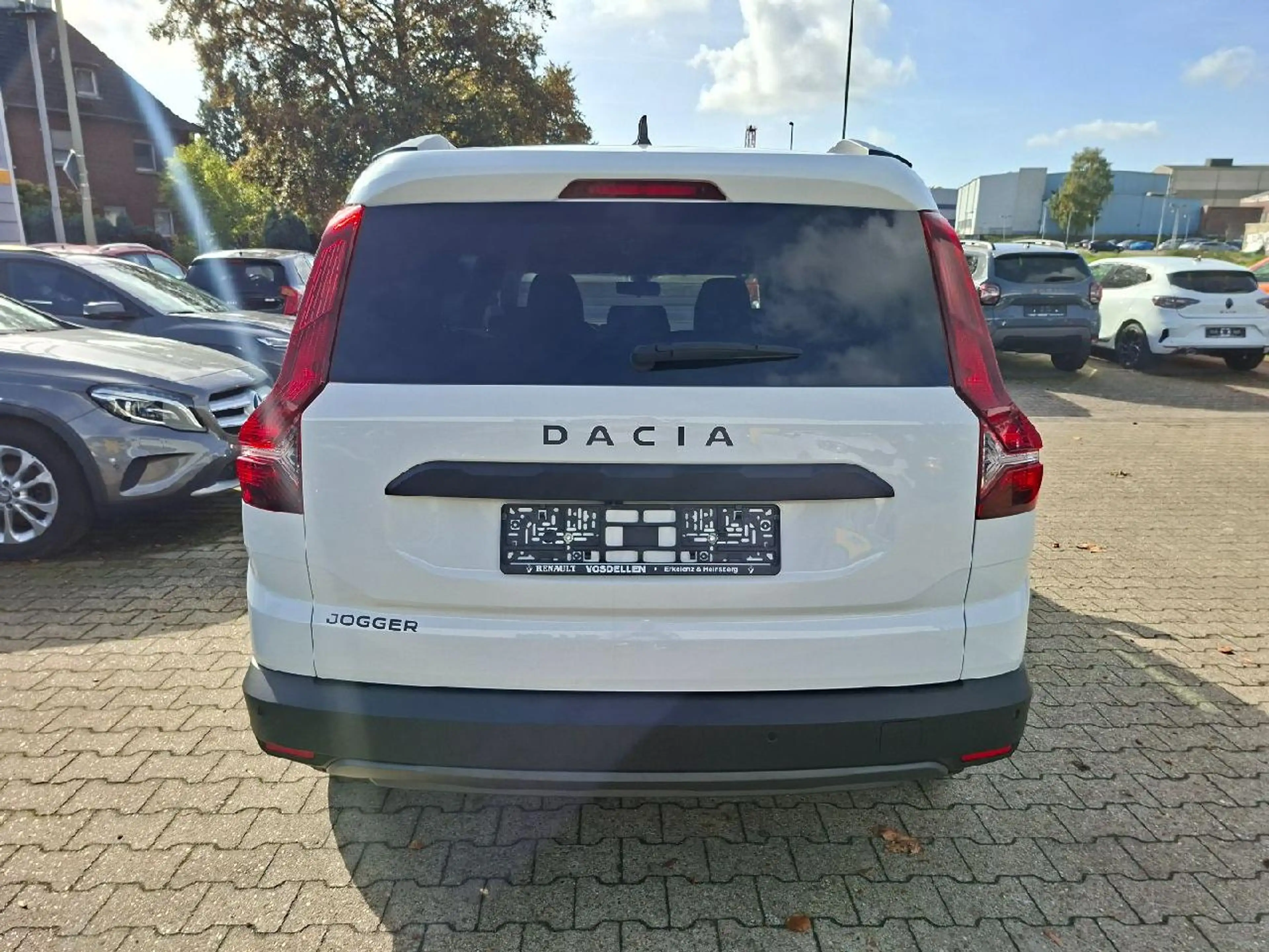 Dacia Jogger Extreme+*7-Sitzer*LED*DAB*Navi*Kamera*BlindSpot — photo 6