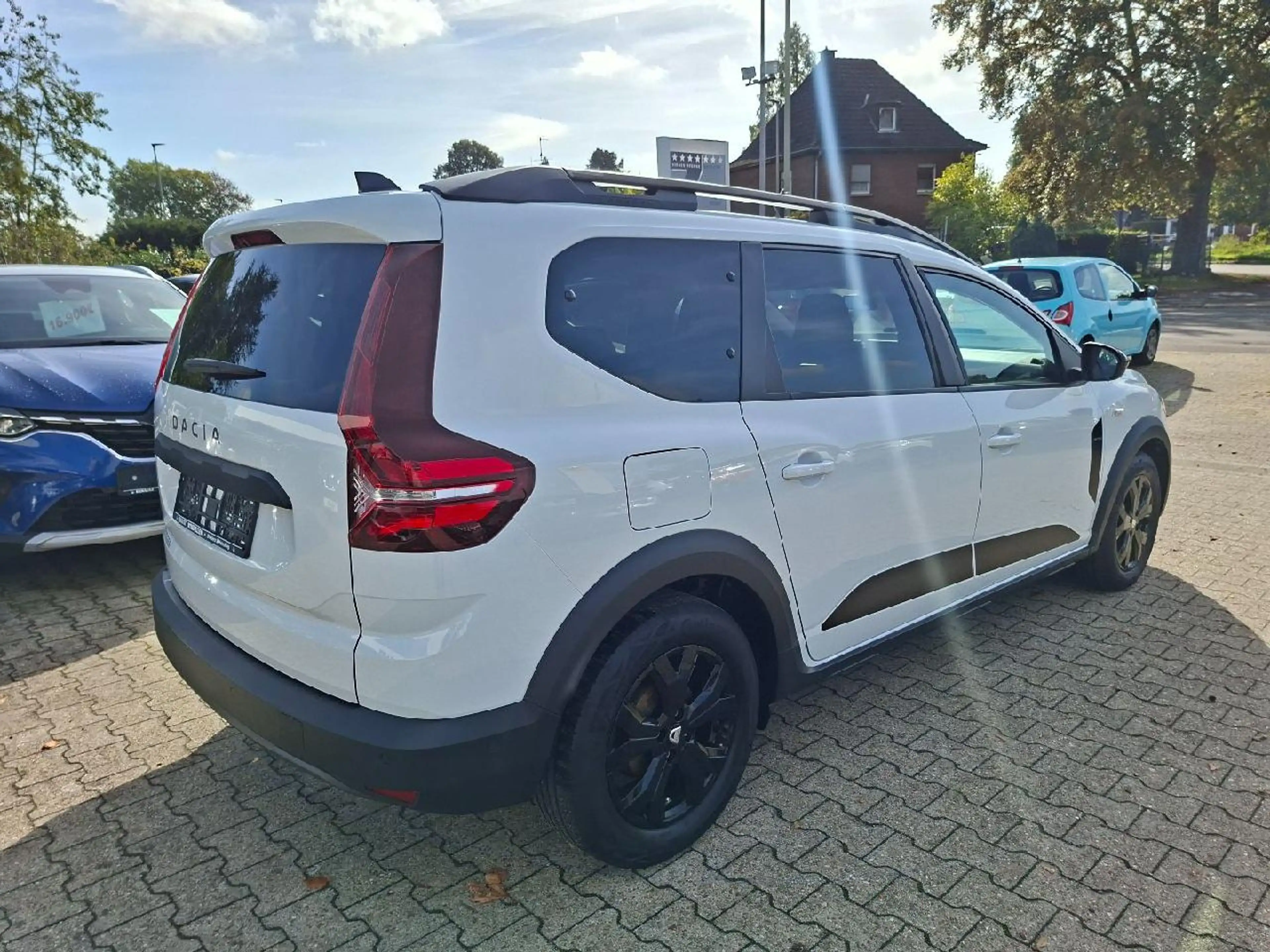 Dacia Jogger Extreme+*7-Sitzer*LED*DAB*Navi*Kamera*BlindSpot — photo 5