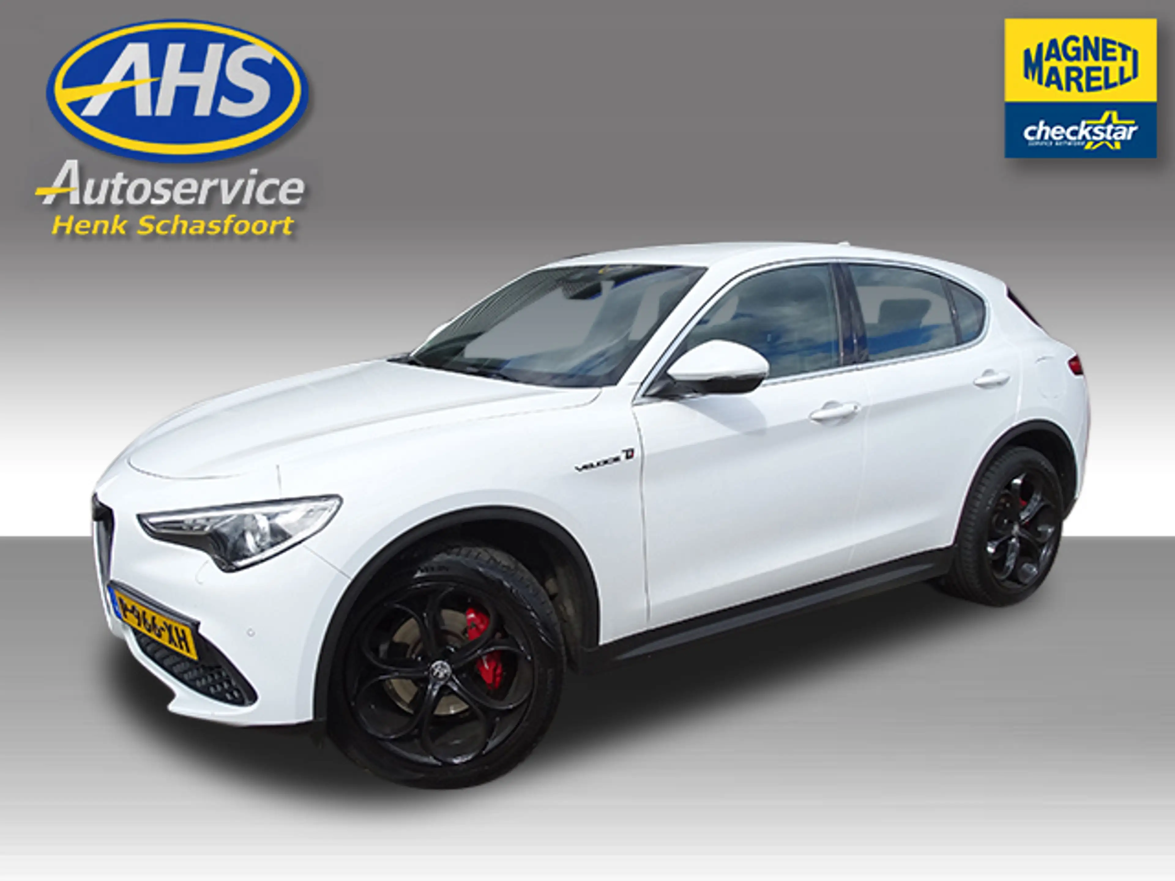 Alfa Romeo Stelvio 2.0 T AWD Super Veloce — photo 27