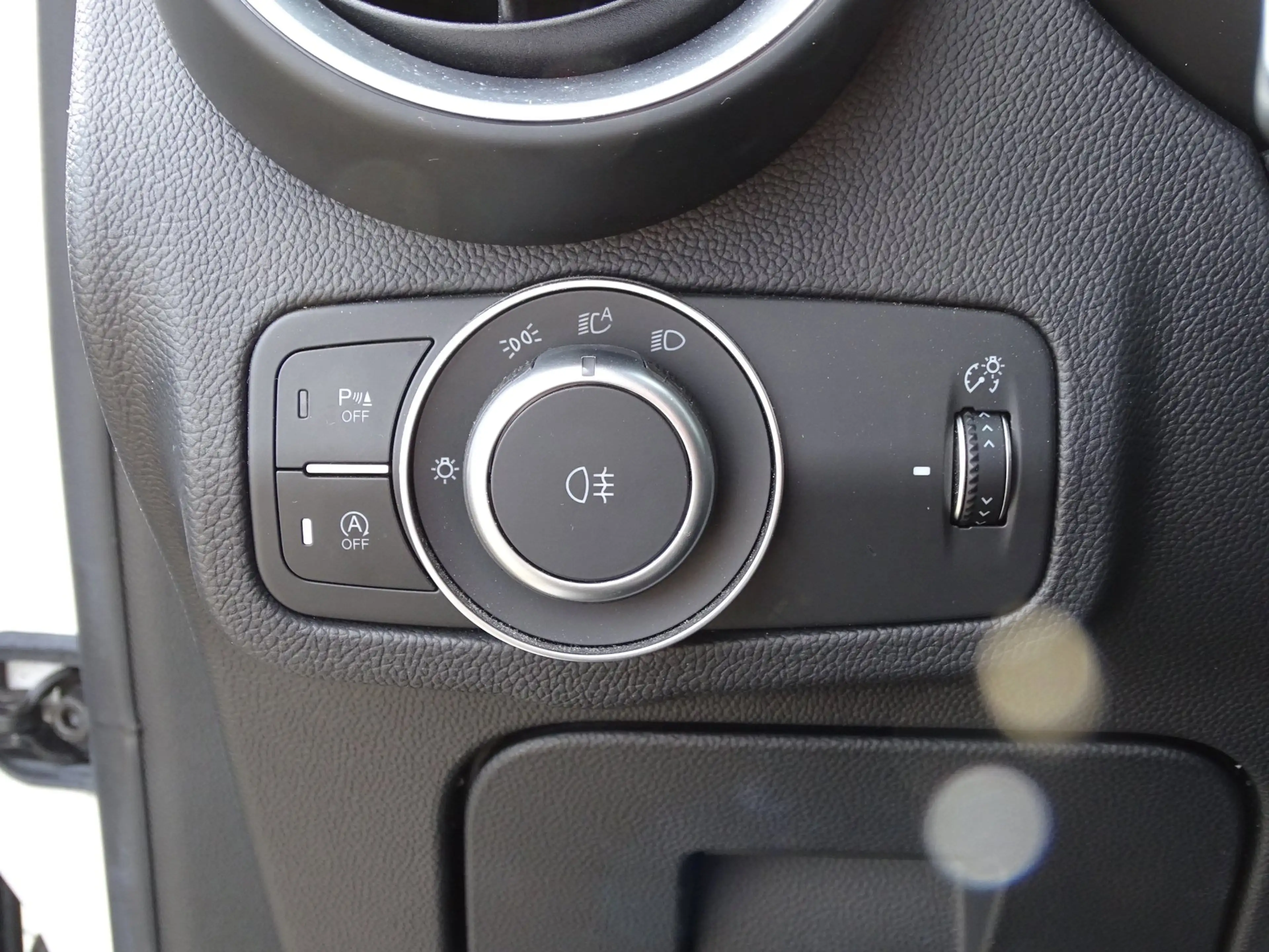 Alfa Romeo Stelvio 2.0 T AWD Super Veloce — photo 23