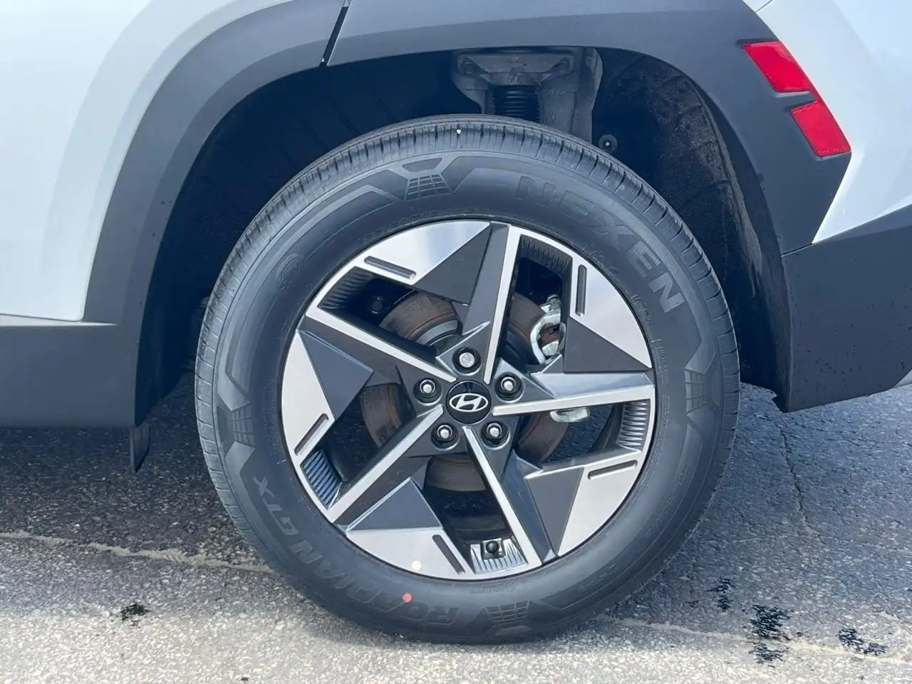 Hyundai TUCSON снимка Hyundai TUCSON