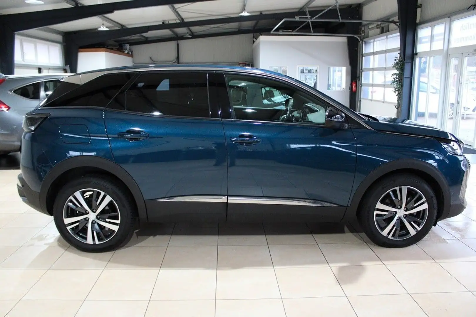 Peugeot 3008 Allure Pack*Allwetter*1.Hand*Tüv Neu*MwSt* Blau - 2