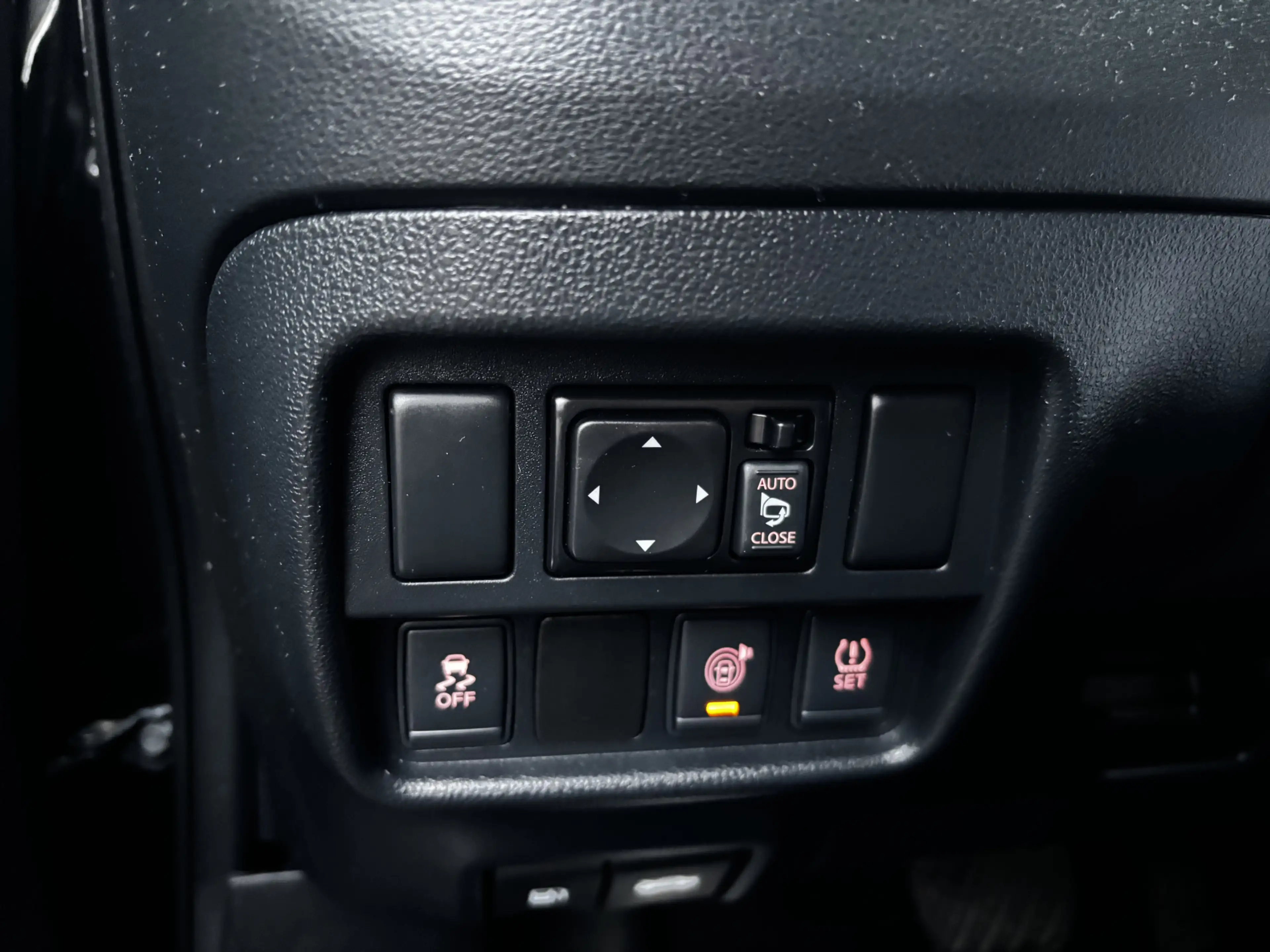Nissan Juke 1.6 Tekna — photo 13