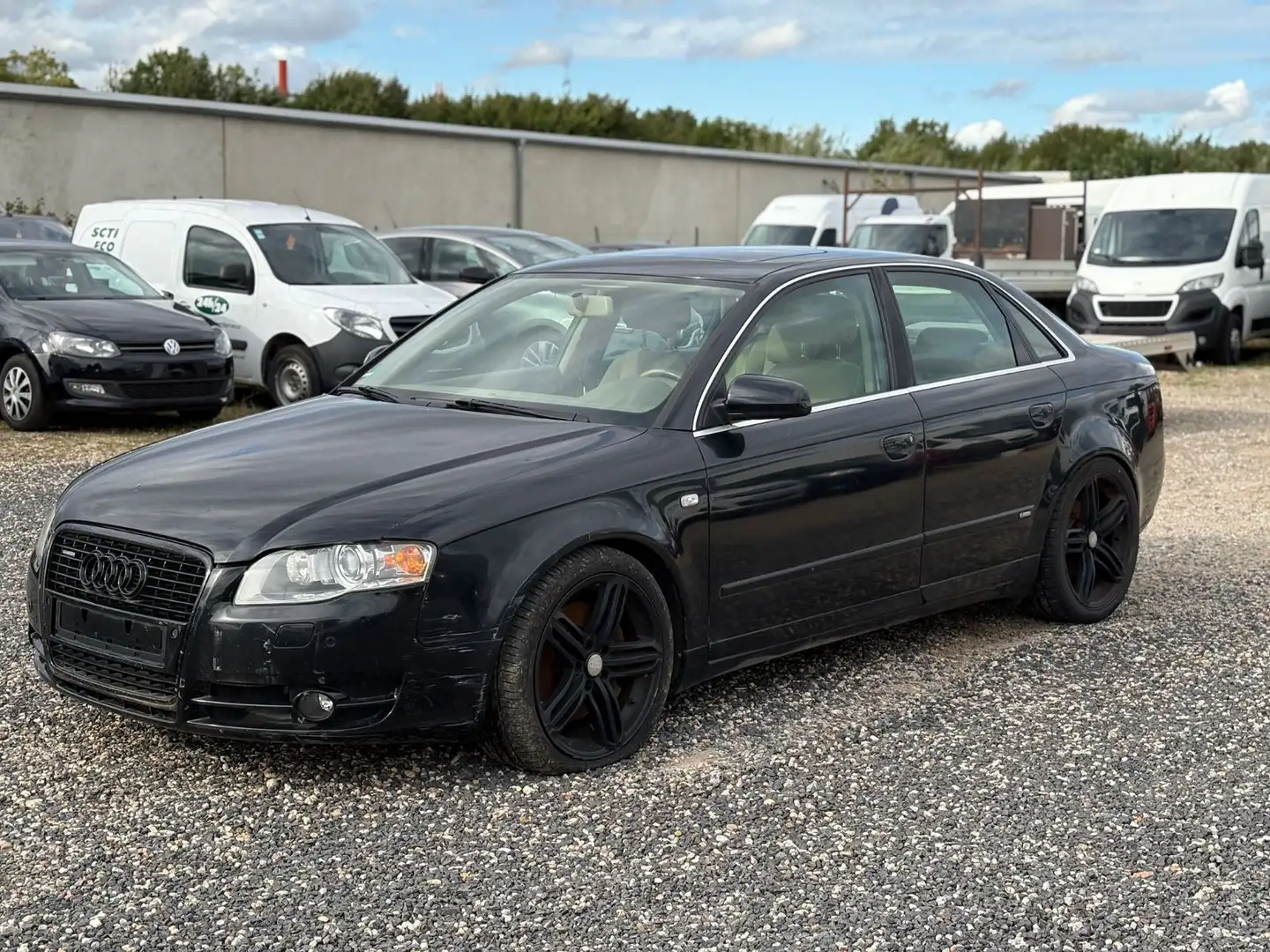 Audi A4 Lim. 3.0 TDI quattro / NAVI / PDC Schwarz - 1