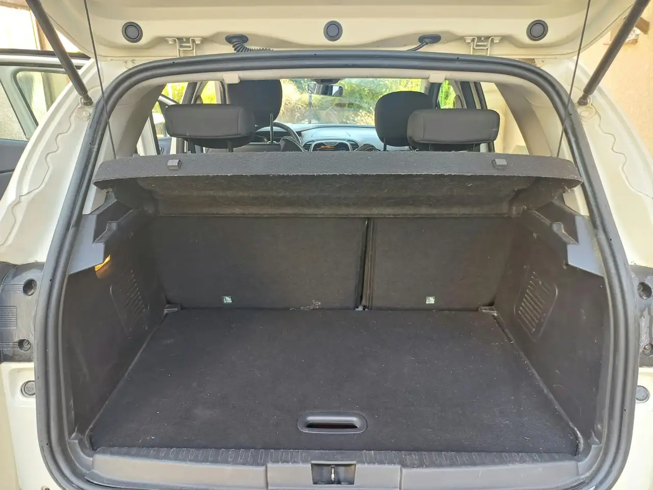Renault Captur — photo 6