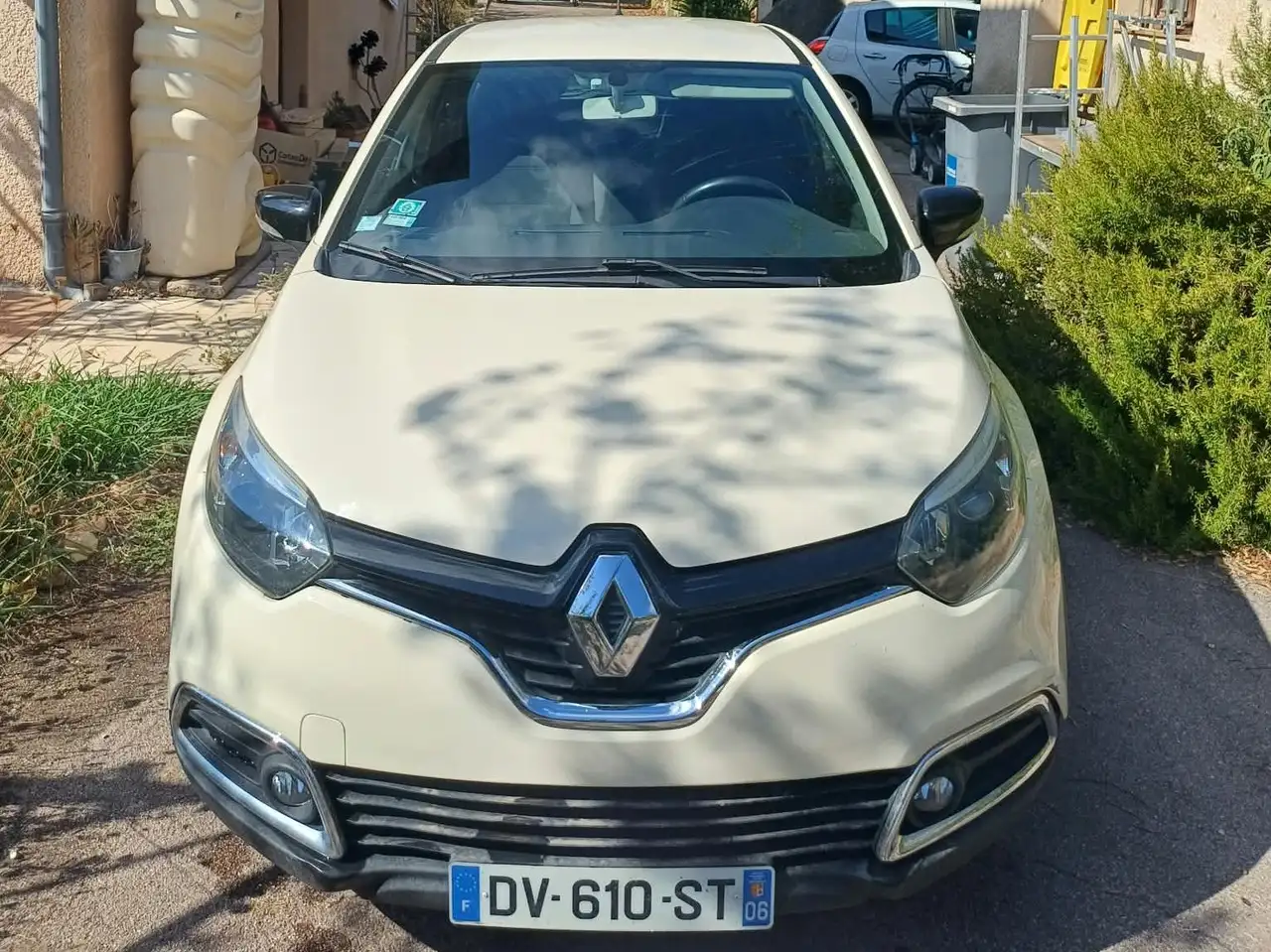 Renault Captur — photo 2