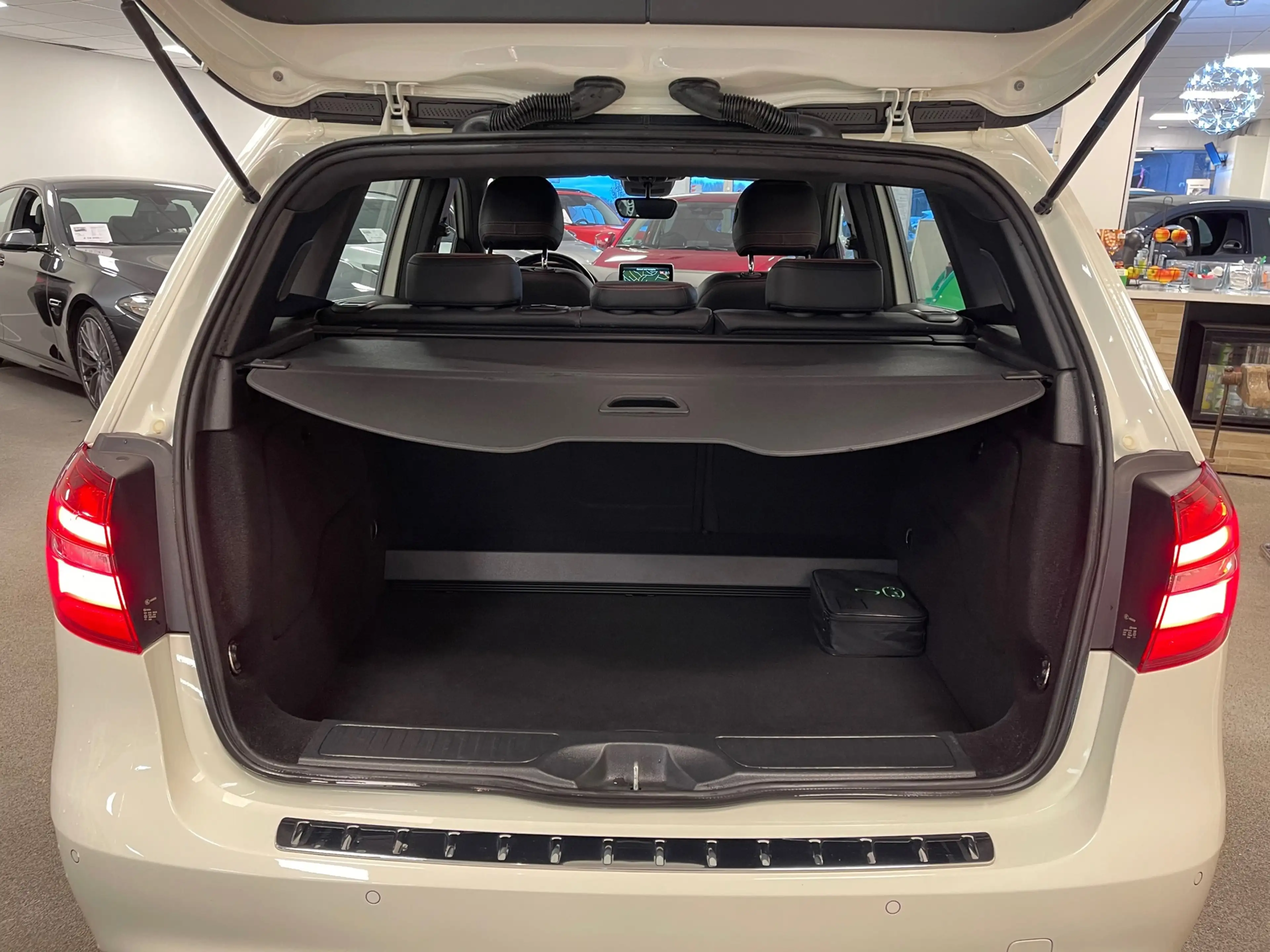 Mercedes-Benz B 200 B200|AMG-LINE|FACELIFT|CARPLAY|AUTOMAAT — photo 15