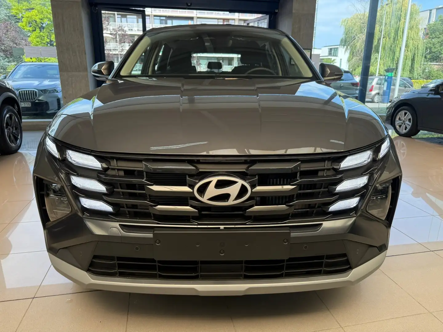 Hyundai TUCSON 1.6 T-GDi 160 Techno Plus + GPS + Camera + Alu17 Gris - 2