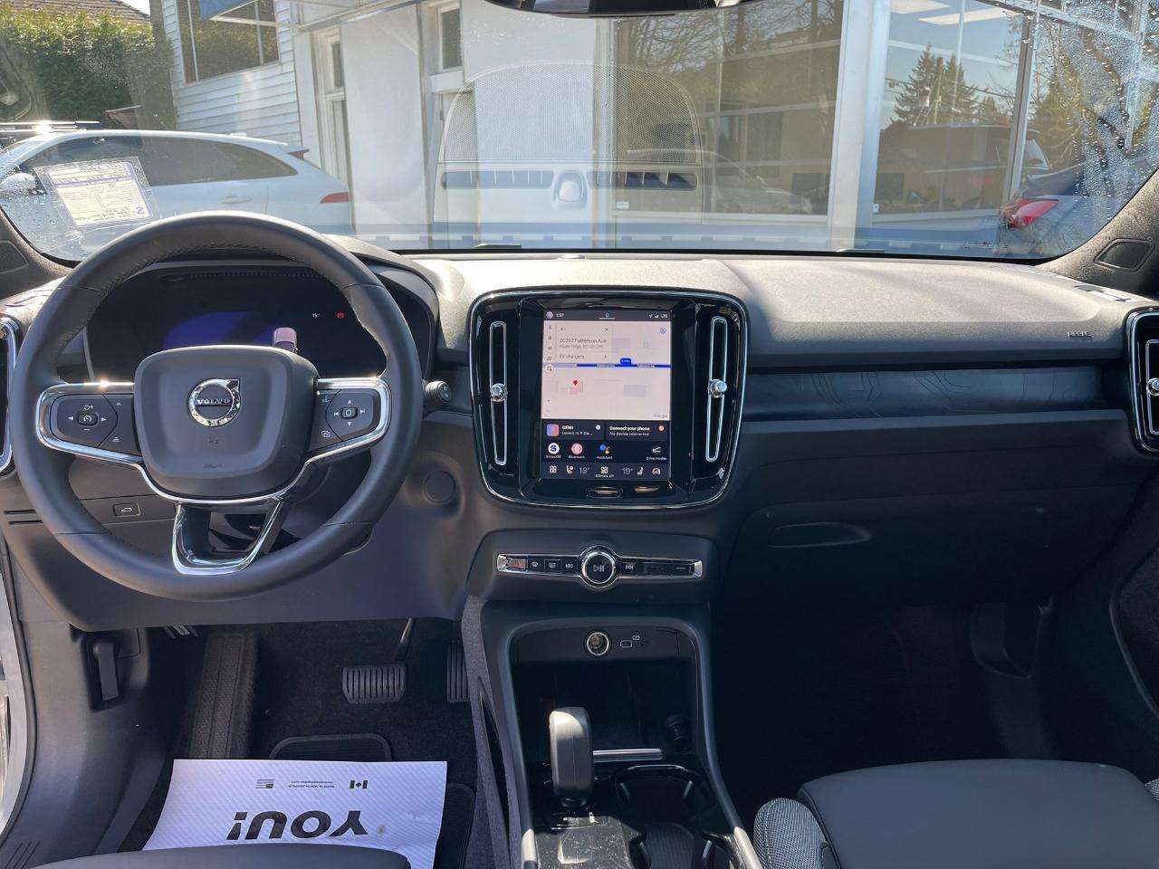 2024 Volvo XC40 Twin eAWD Plus thumb 13