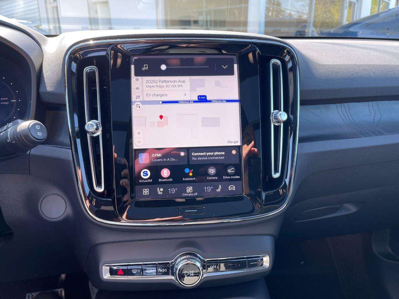 2024 Volvo XC40 Twin eAWD Plus thumb 14