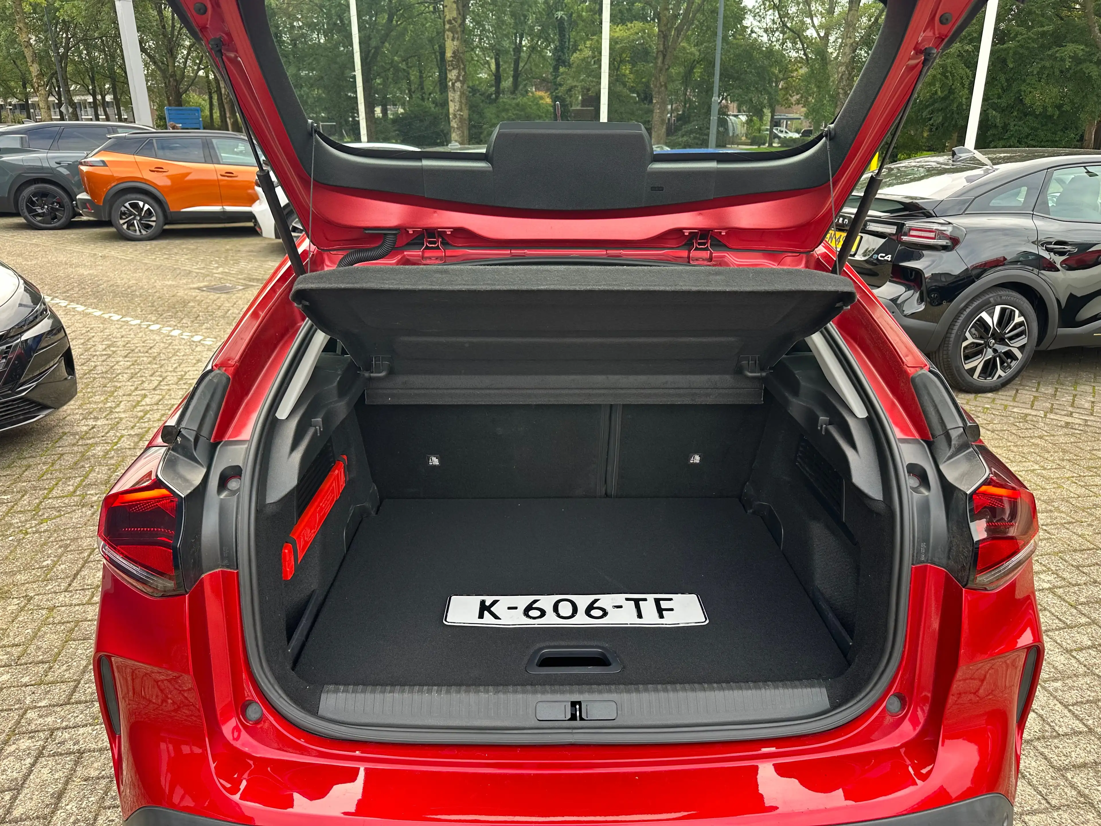 Citroen C4 1.2 Puretech Feel Edition | Carplay | Camera | Nav — photo 4