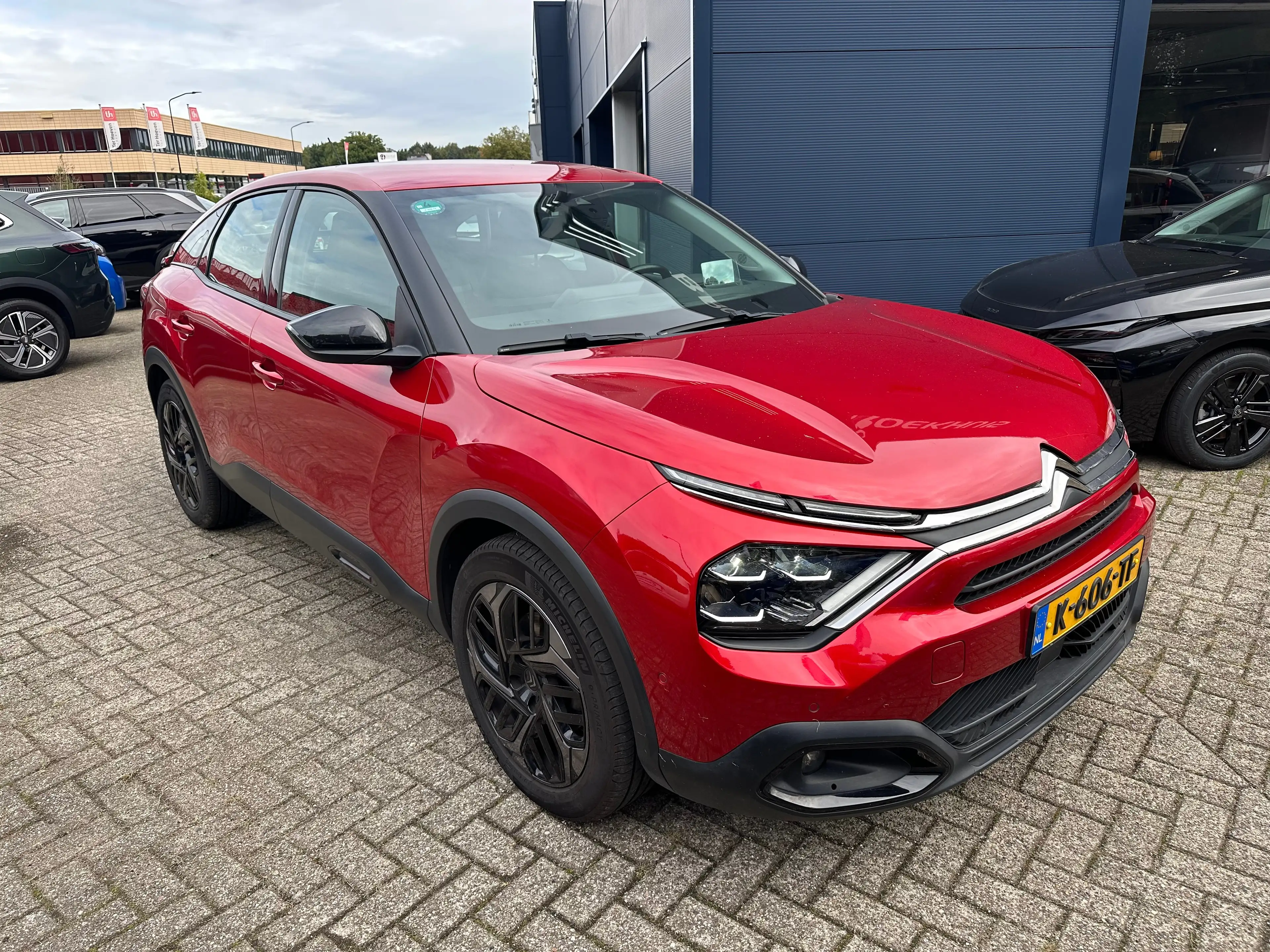 Citroen C4 1.2 Puretech Feel Edition | Carplay | Camera | Nav — photo 3