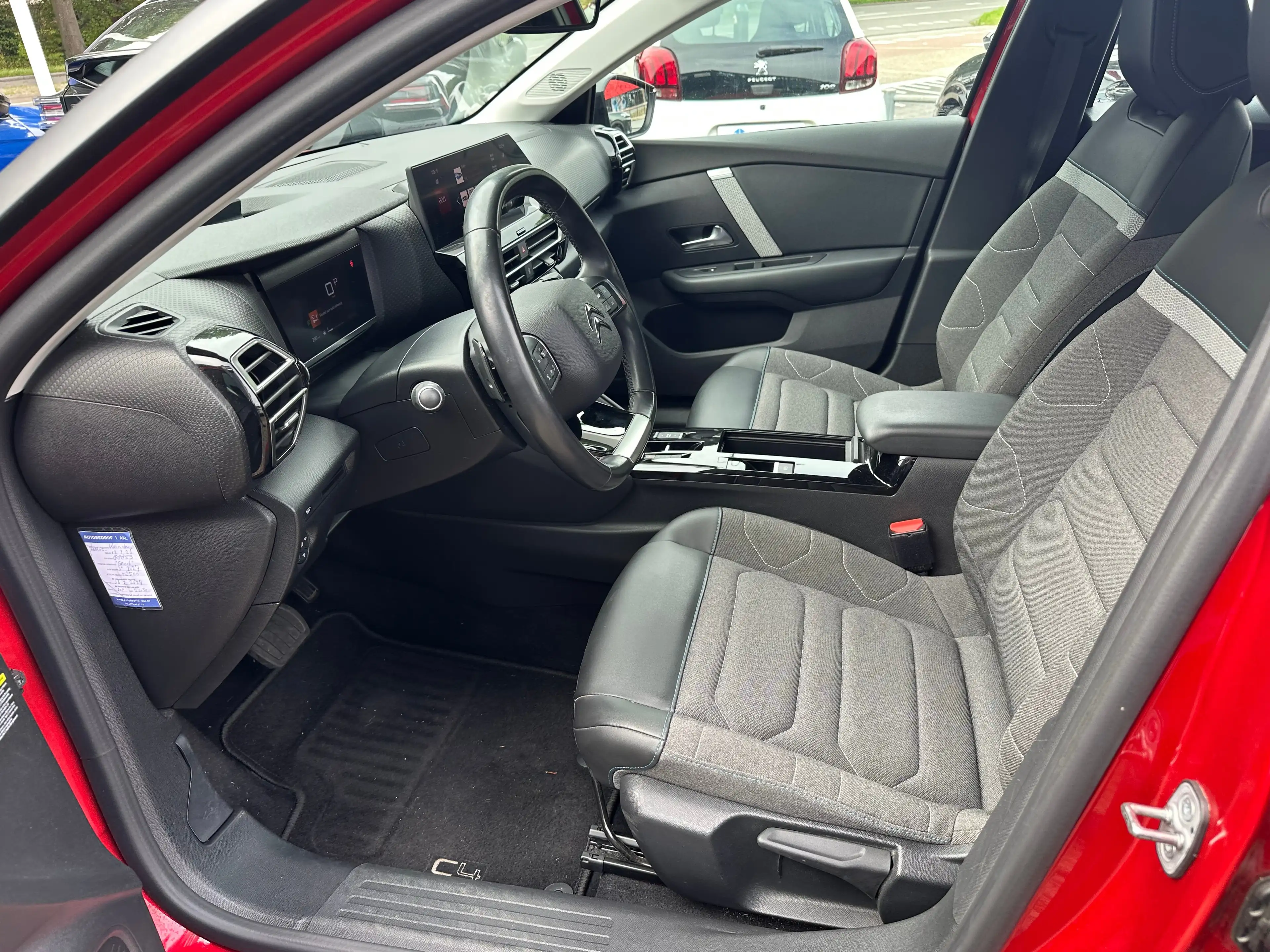 Citroen C4 1.2 Puretech Feel Edition | Carplay | Camera | Nav — photo 10
