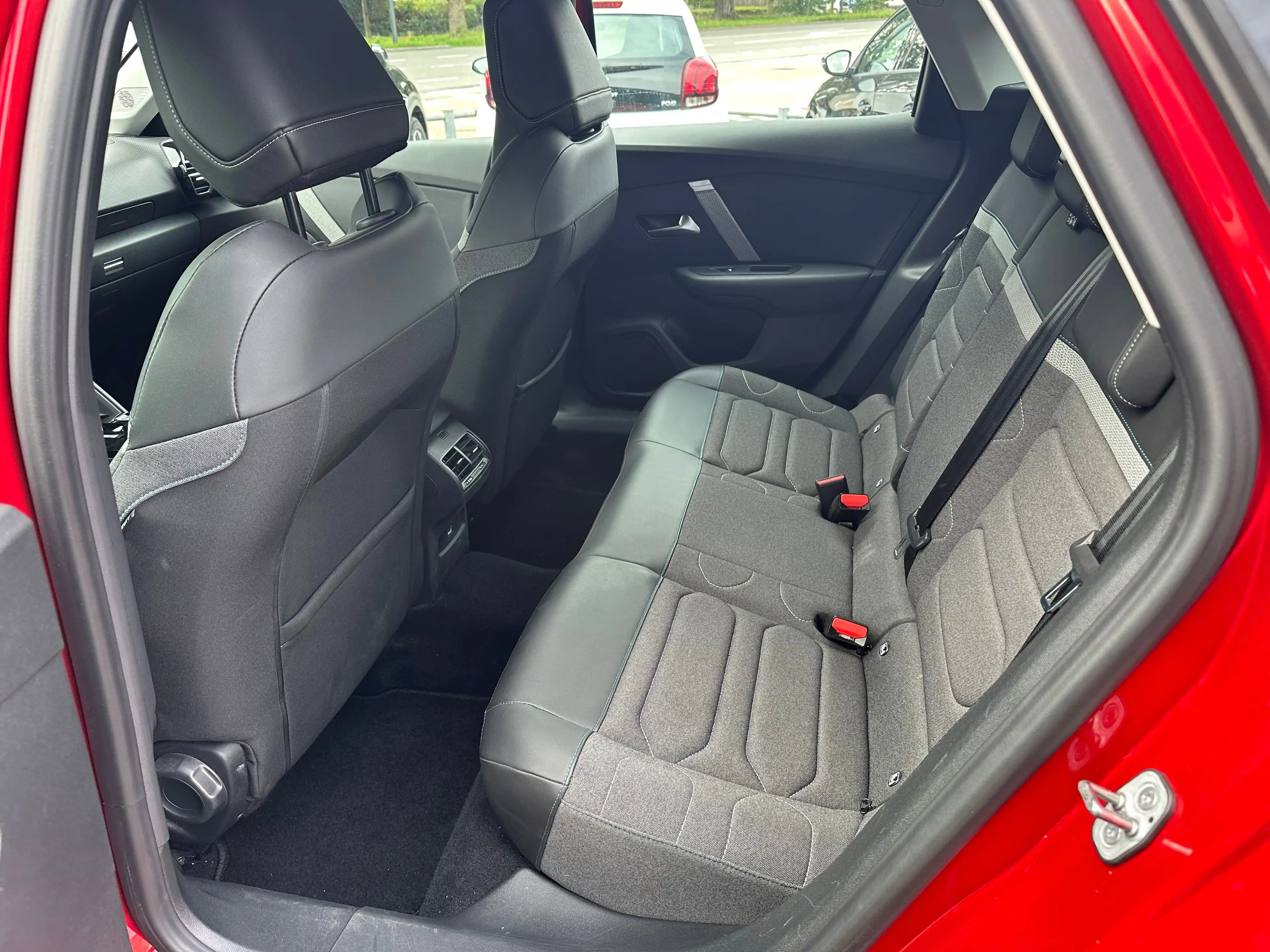 Citroen C4 1.2 Puretech Feel Edition | Carplay | Camera | Nav — photo 7