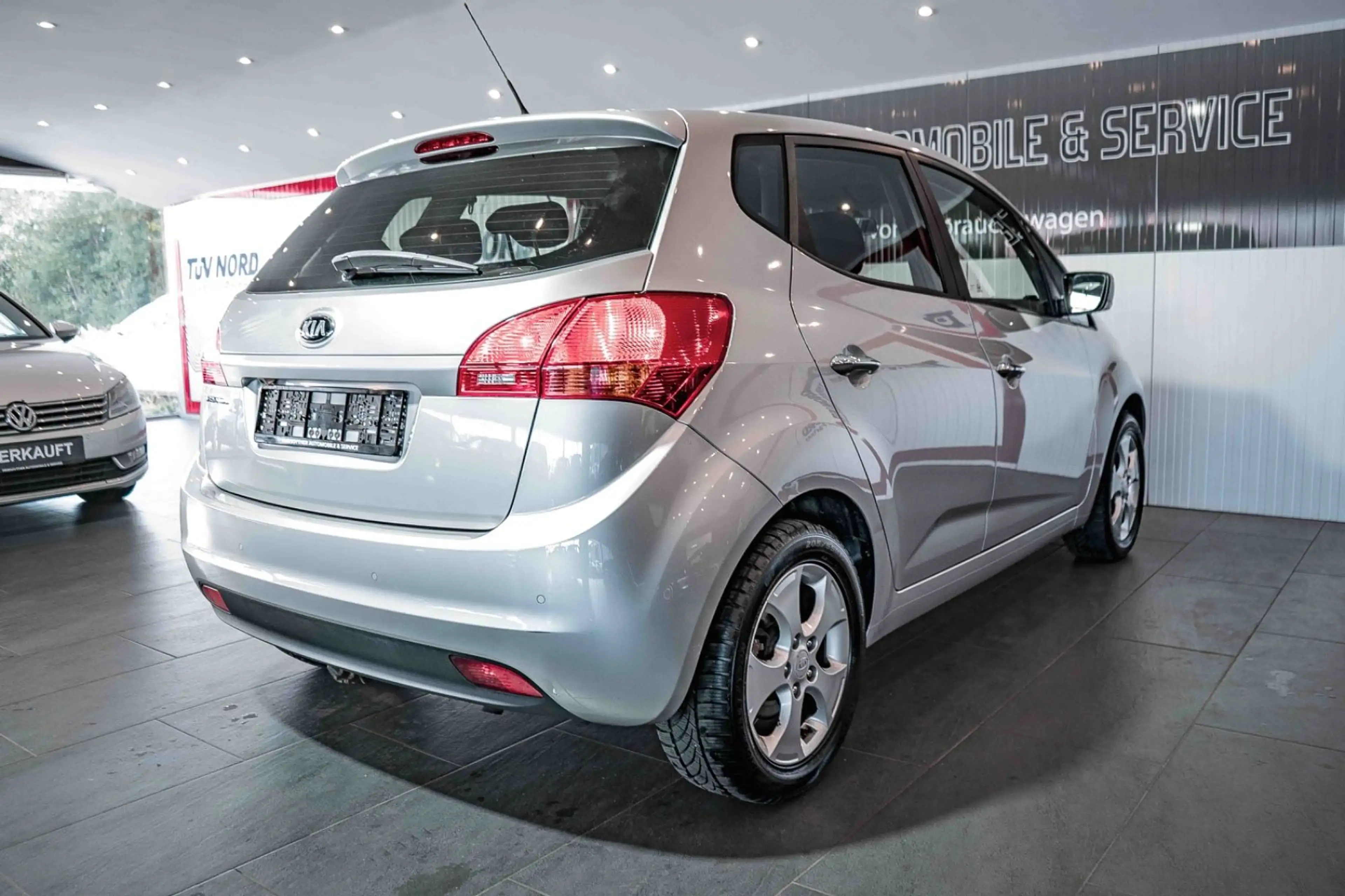 Kia Venga 1.4 Dream Team AHK Rückfahrkamera Navi — photo 8