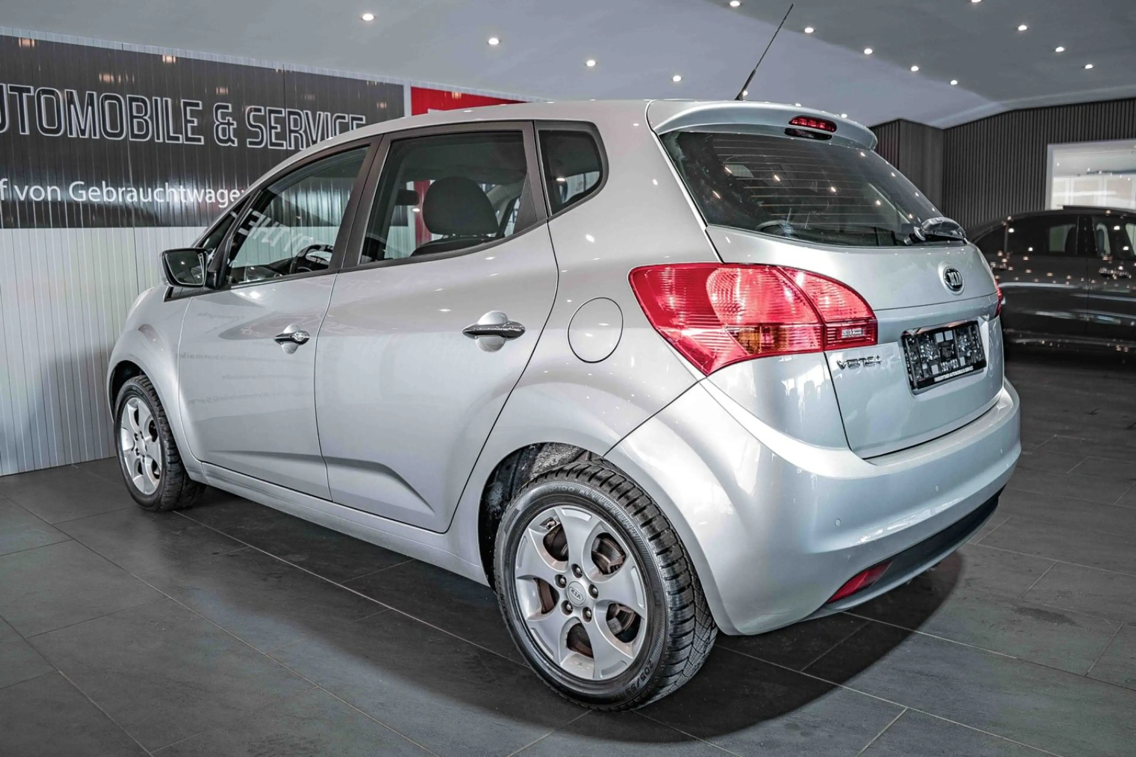 Kia Venga 1.4 Dream Team AHK Rückfahrkamera Navi — photo 6