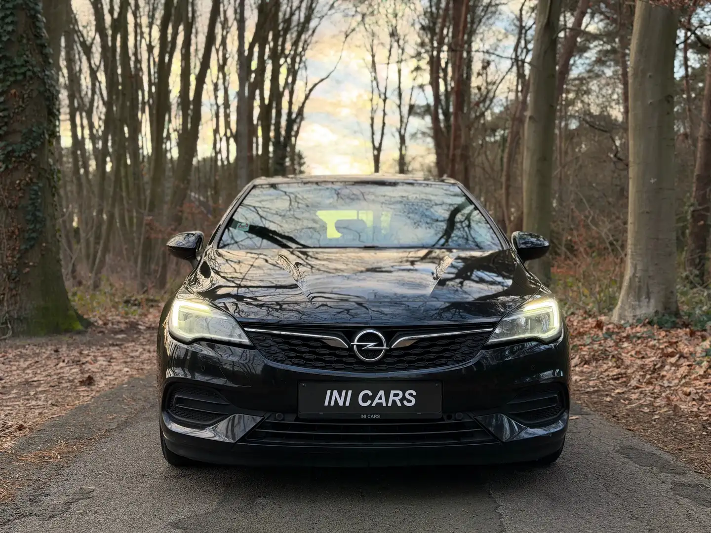 Opel Astra Astra 1.2 Turbo Start/Stop Business Elegance Schwarz - 2