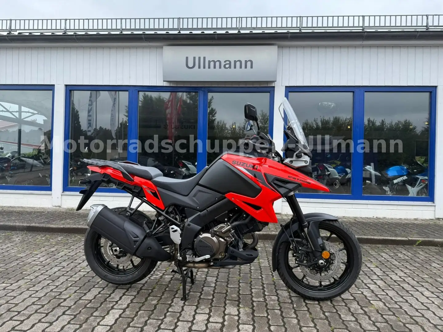 Suzuki DL1050 V-Strom Orange - 1