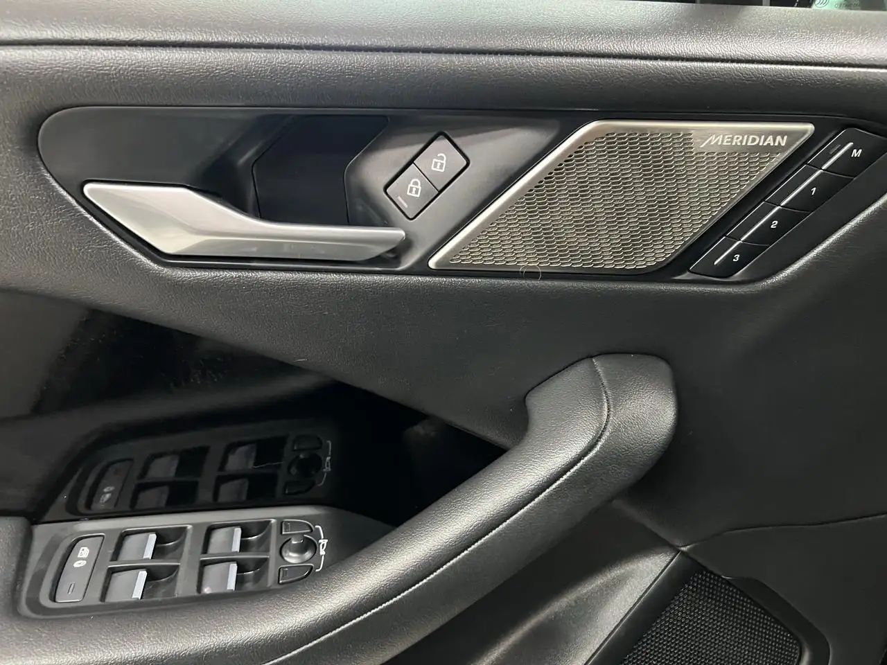 Jaguar I-Pace снимка Jaguar I-Pace