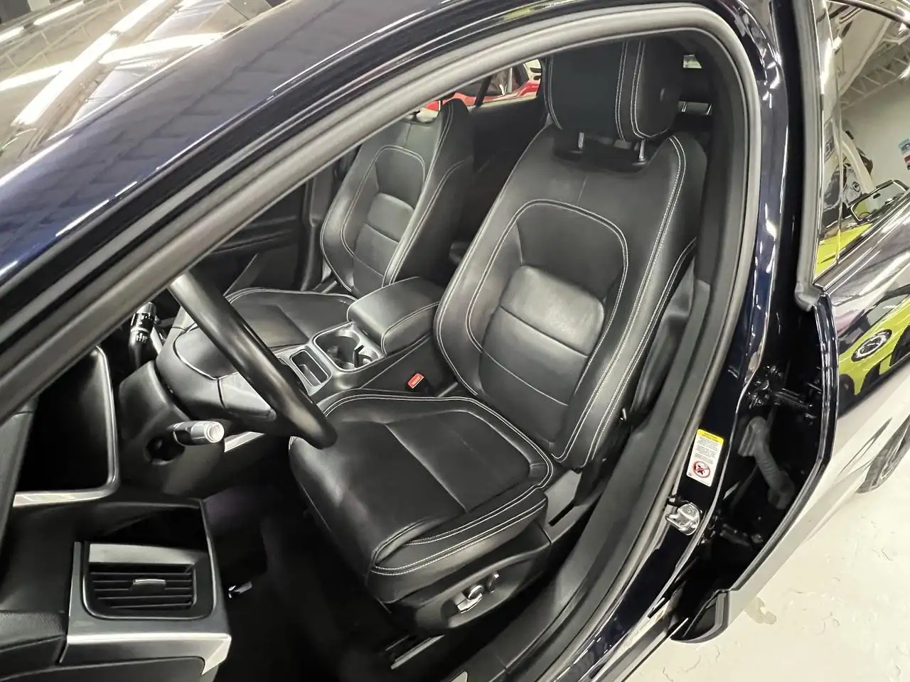 Jaguar I-Pace снимка Jaguar I-Pace