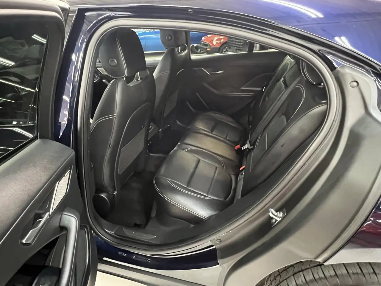 Jaguar I-Pace снимка Jaguar I-Pace