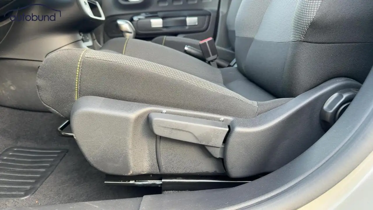 Citroen C3 III 1,2 PT 110 Automatik Max Alu KA LED Link NAV N 13