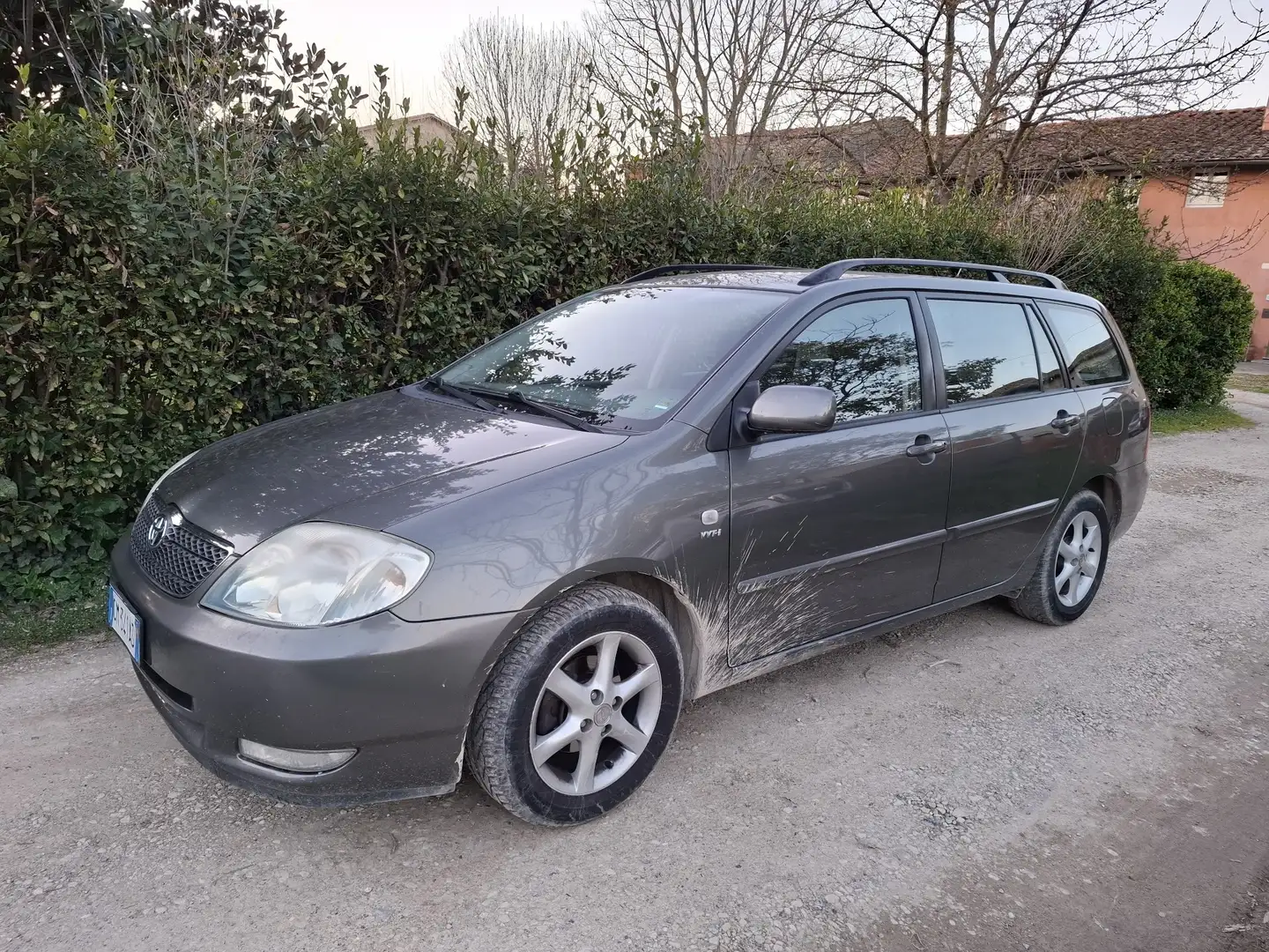 Toyota Corolla SW 1.6 vvt-i - 1