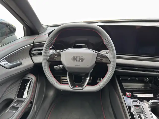 Audi A6 Avant view 10