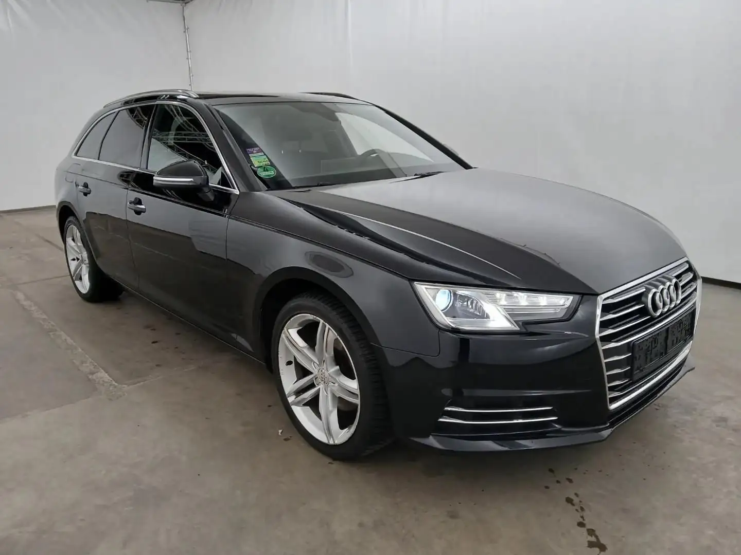 Audi A4 Avant design ultra NAVI/BI-XENON/PANO/VIRTUAL COCK Noir - 2