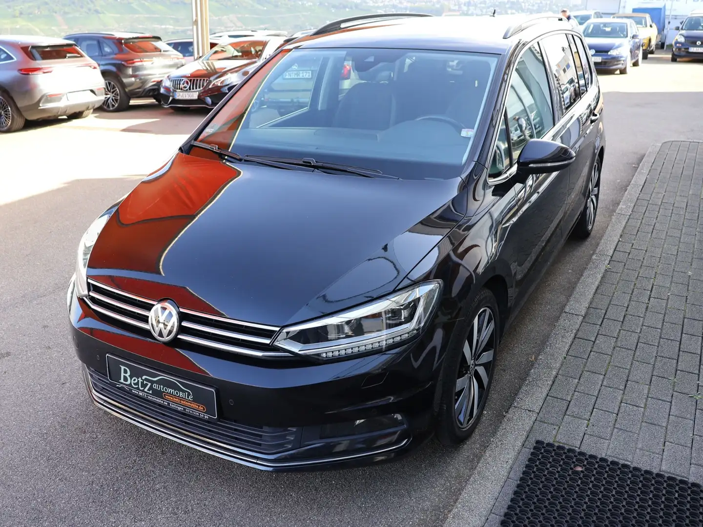 Volkswagen Touran Highli,Totwinkel,Kamera,ACC,WSS-beheizbar Noir - 1