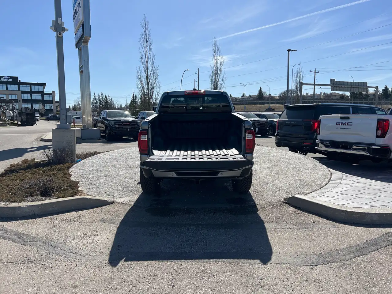 GMC Canyon снимка GMC Canyon